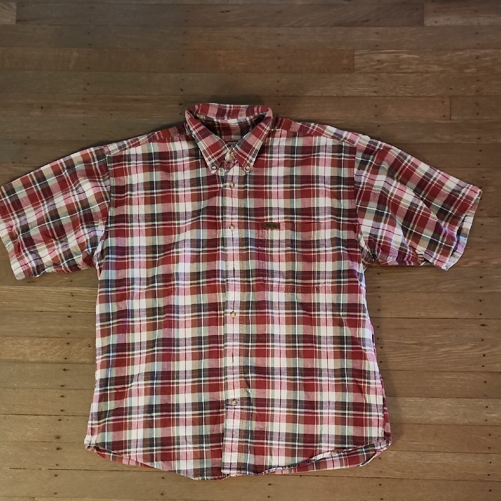 Mens Woolrich Short Sleeve Red and White Plaid Button Down Shirt- Size L